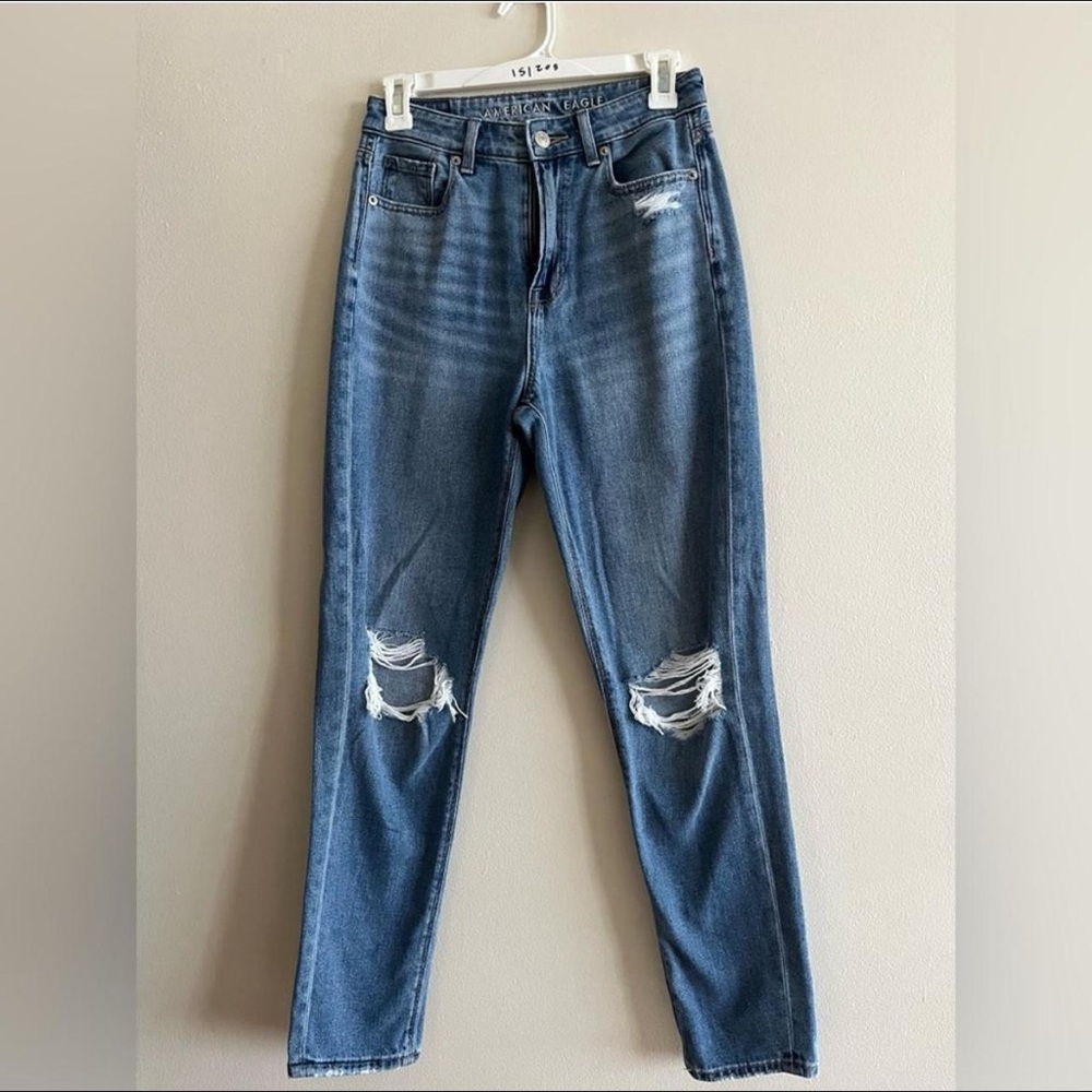 American Eagle Ripped Mom Jeans